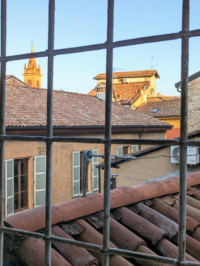 Appartamento Appena Ristrutturato Bologna Centro Storico Buitenkant foto